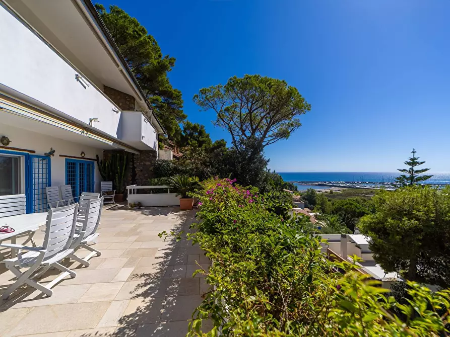 Immagine 1 di Villa in vendita  in Località Poggio Pertuso a Monte Argentario