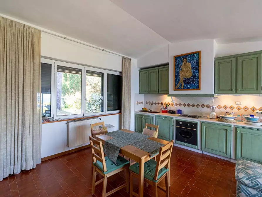 Immagine 10 di Casa semindipendente in vendita  in Via del sole snc a Monte Argentario