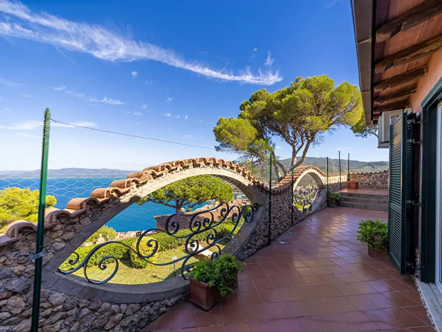 Immagine 4 di Casa semindipendente in vendita  in Via del sole snc a Monte Argentario