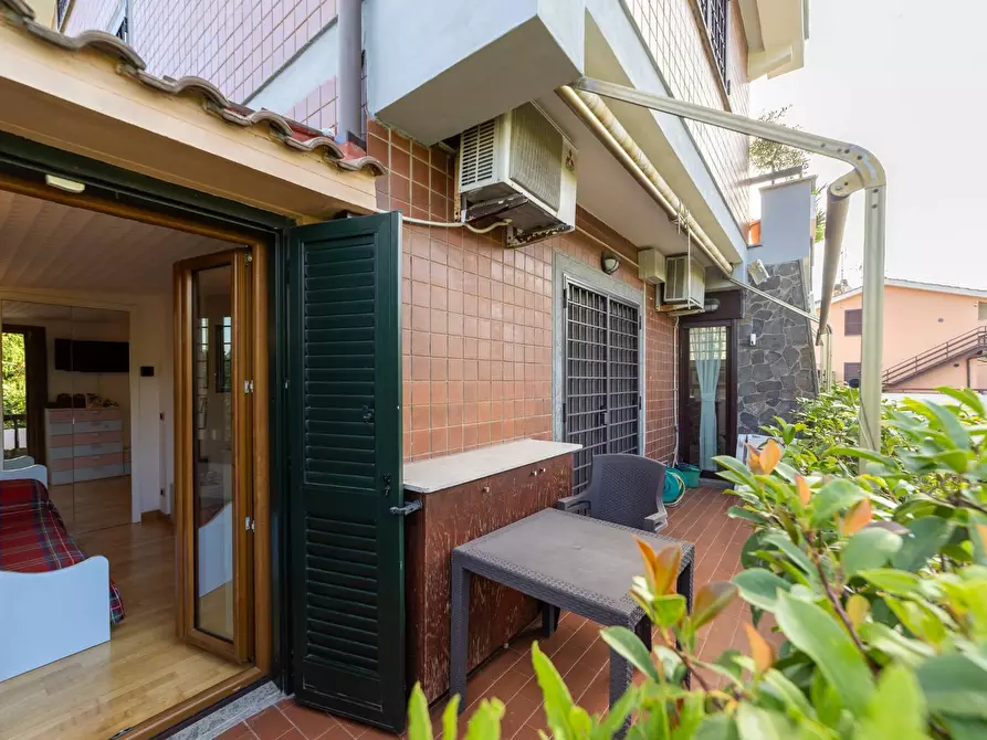 Immagine 15 di Villa in vendita  in via Giuseppe Balzaretto a Roma