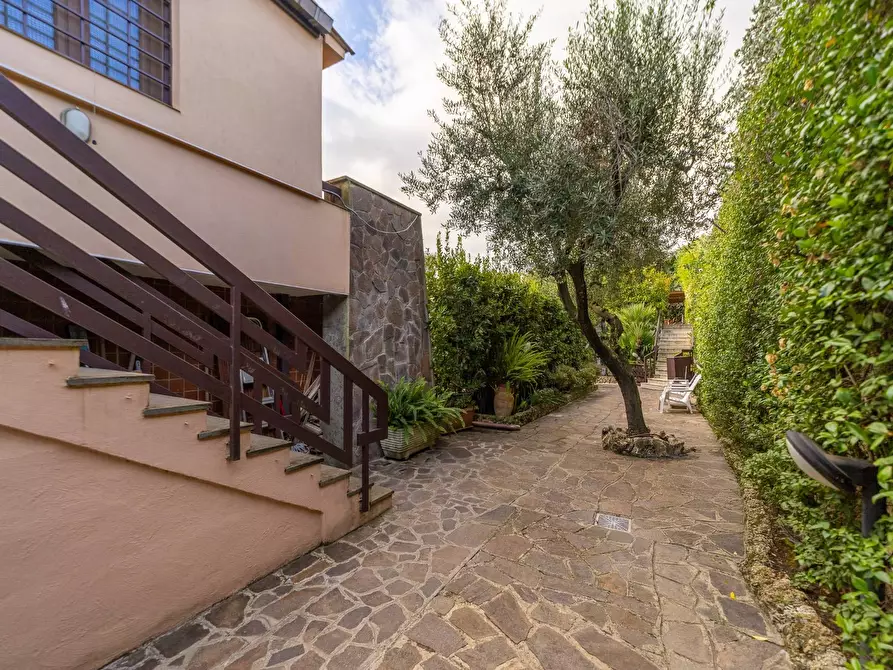 Immagine 27 di Villa in vendita  in via Giuseppe Balzaretto a Roma