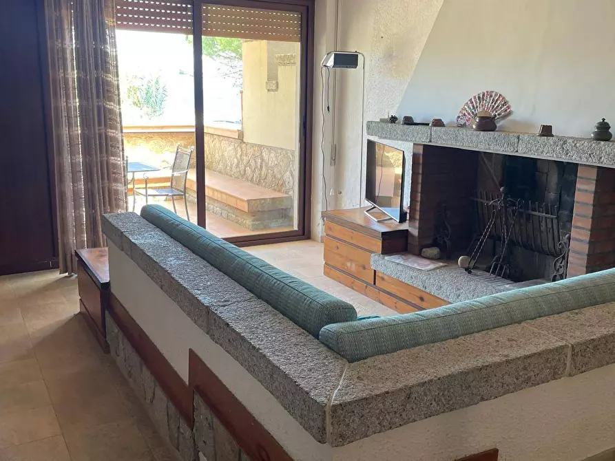 Immagine 4 di Appartamento in vendita  in Via delle Cannelle snc a Isola Del Giglio