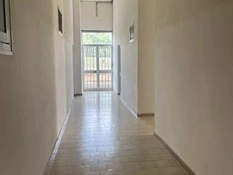 Immagine 10 di Attività commerciale in vendita  in Strada Aurelia 41 a Capalbio