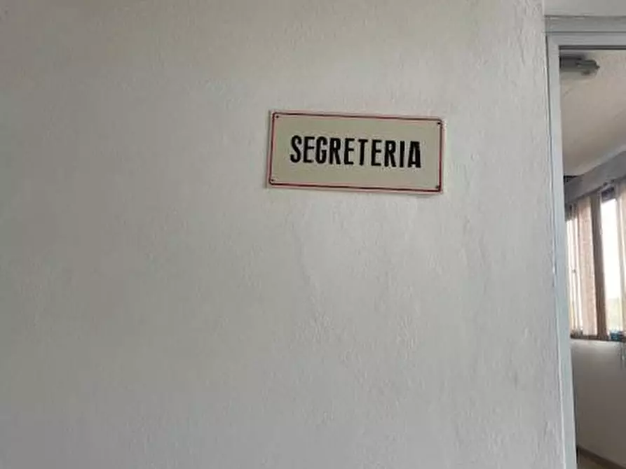 Immagine 15 di Attività commerciale in vendita  in Strada Aurelia 41 a Capalbio