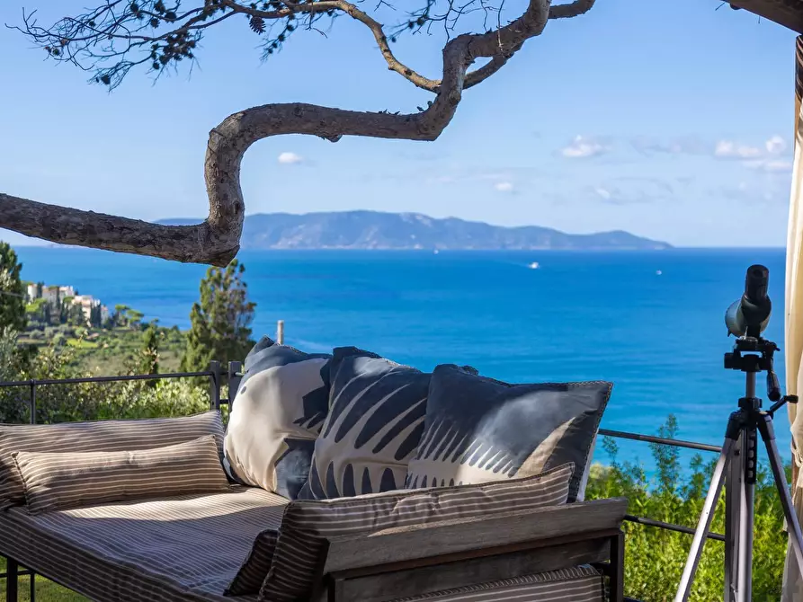 Immagine 1 di Villa in affitto  in via lividonia a Monte Argentario