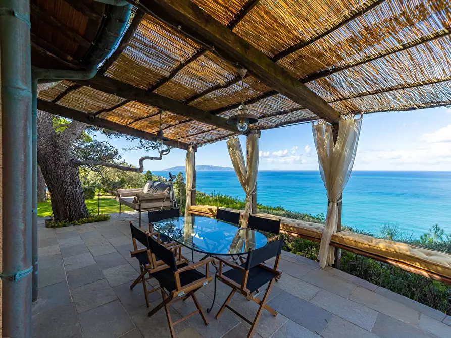Immagine 17 di Villa in affitto  in via lividonia a Monte Argentario
