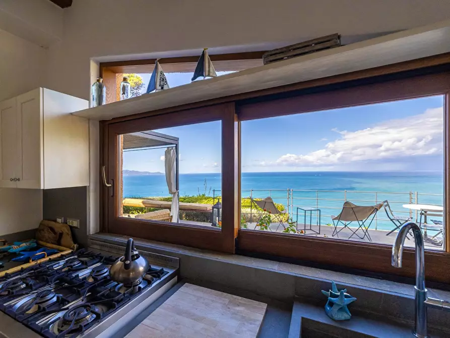 Immagine 31 di Villa in affitto  in via lividonia a Monte Argentario