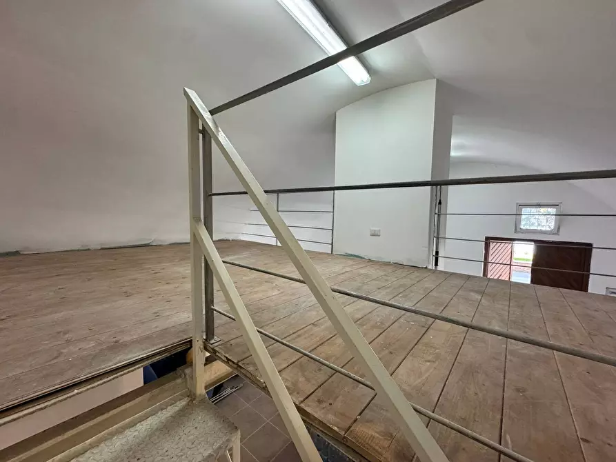 Immagine 5 di Locale commerciale in vendita  in Lungomare Andrea Doria 75 a Monte Argentario