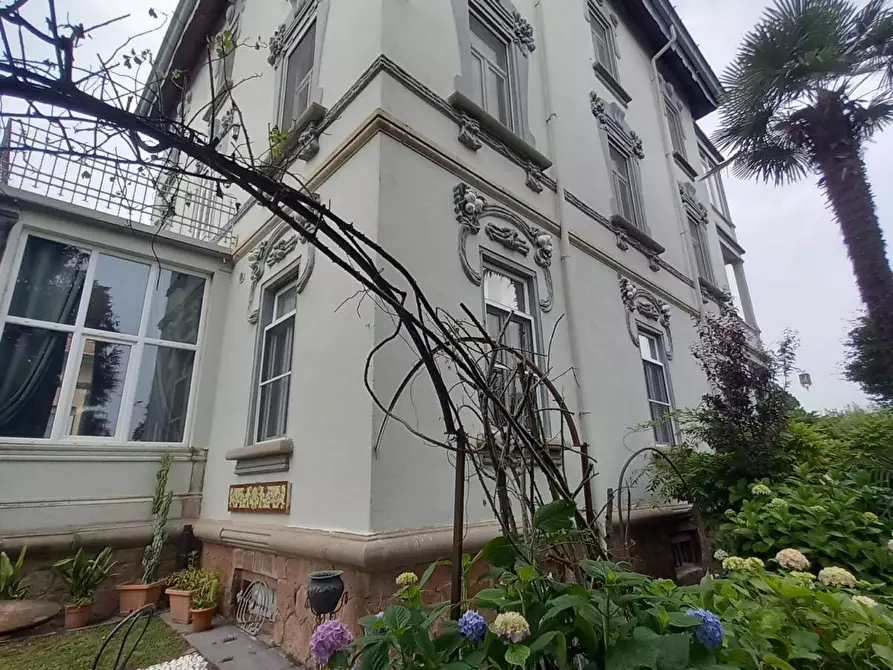 Immagine 9 di Villa in vendita  in via roma a Arcisate