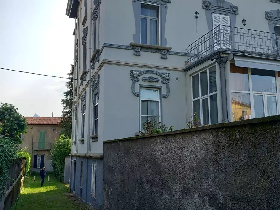 Immagine 13 di Villa in vendita  in via roma a Arcisate