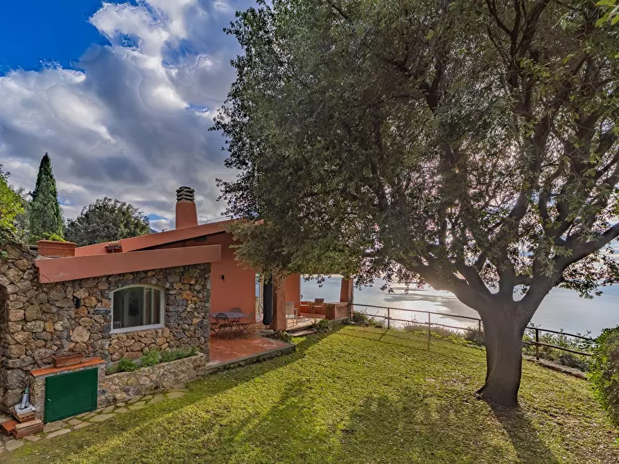 Immagine 26 di Villa in affitto  in cala piccola via del costoone a Monte Argentario