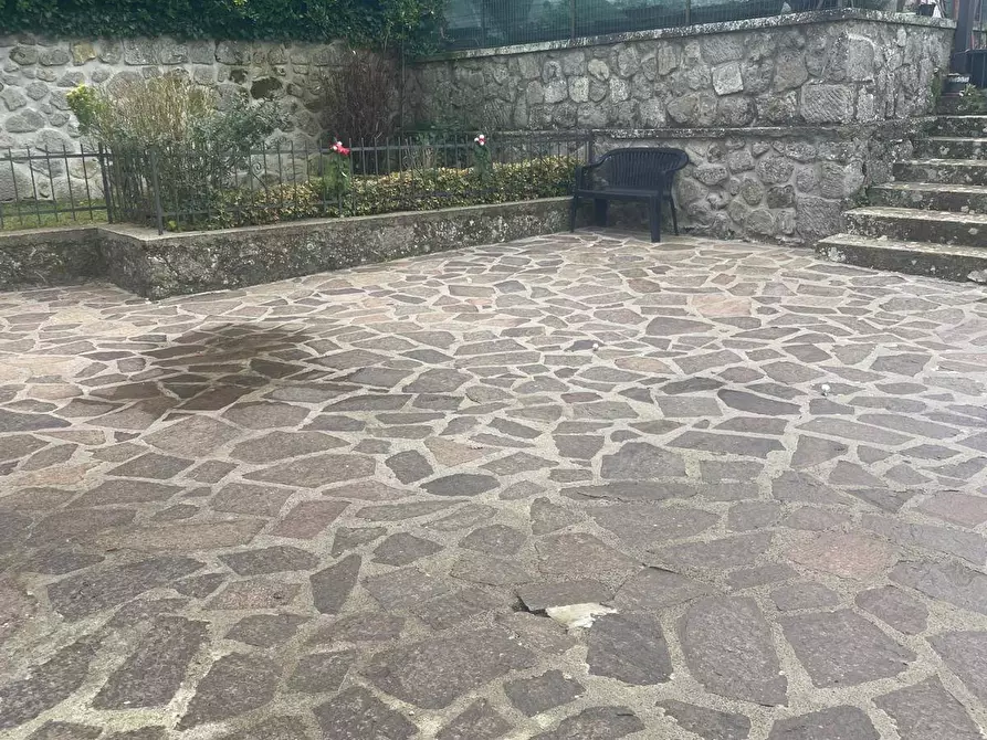 Immagine 14 di Appartamento in vendita  in Via Mario Pratesi 9 a Santa Fiora