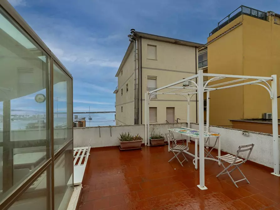 Immagine 23 di Attico in vendita  in Via della Marina snc a Monte Argentario