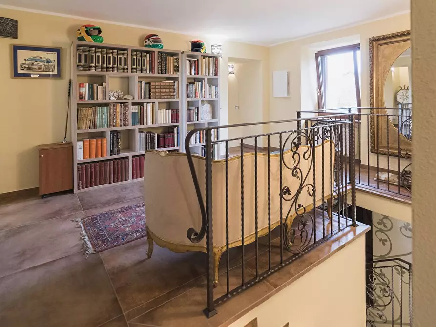 Immagine 18 di Villa in vendita  in Strada di Montepò snc a Scansano