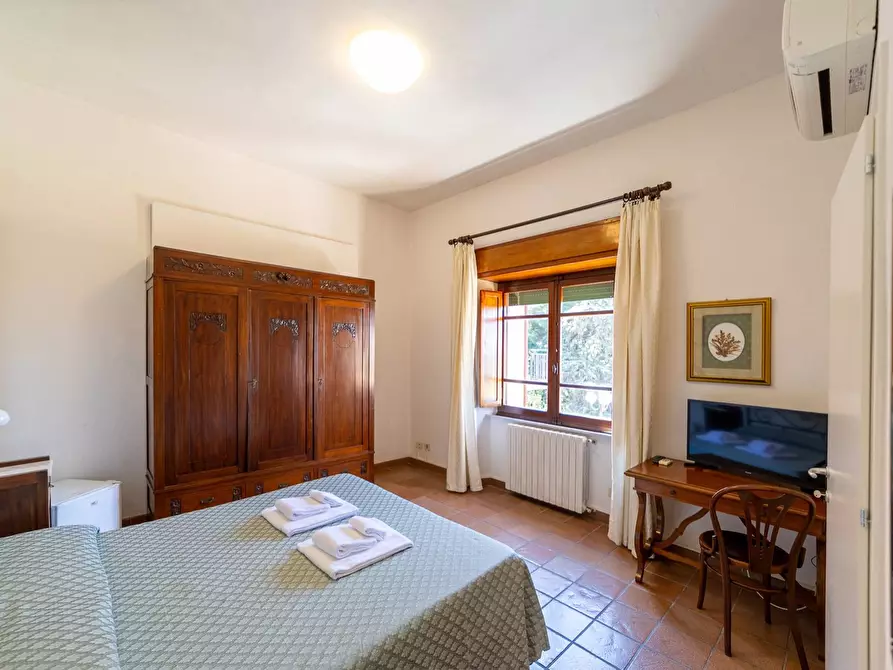 Immagine 38 di Attività commerciale in vendita  in Via del Fortino snc a Monte Argentario