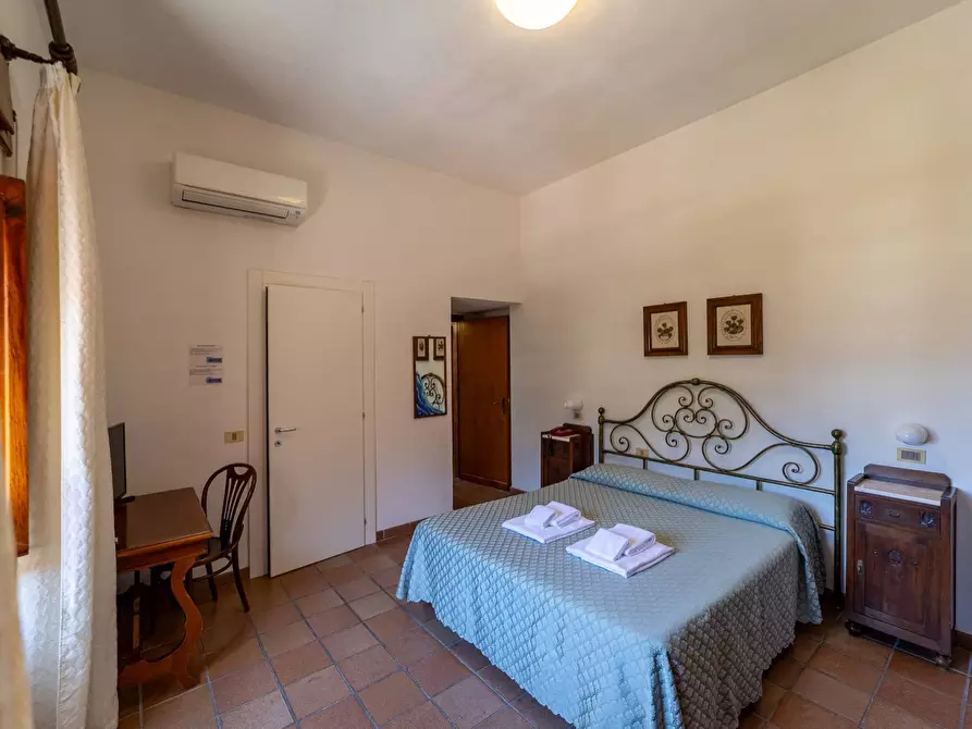 Immagine 39 di Attività commerciale in vendita  in Via del Fortino snc a Monte Argentario
