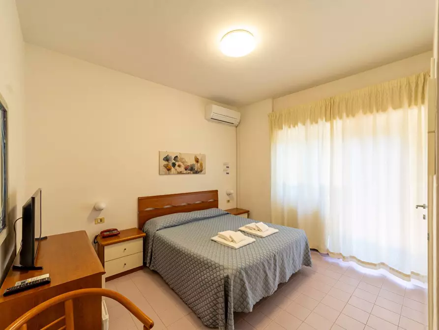 Immagine 43 di Attività commerciale in vendita  in Via del Fortino snc a Monte Argentario