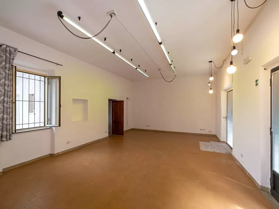 Immagine 3 di Loft/Open space in vendita  in Via Santa Chiara 259 a Pitigliano