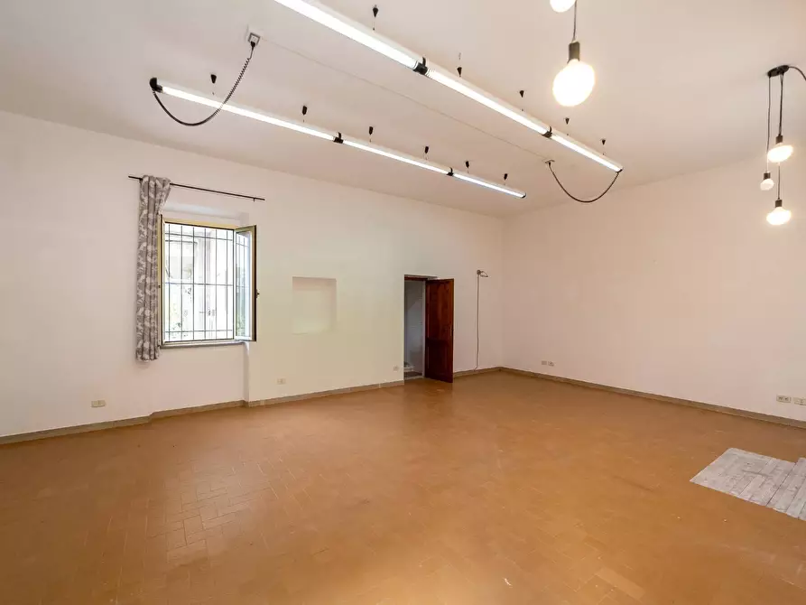 Immagine 4 di Loft/Open space in vendita  in Via Santa Chiara 259 a Pitigliano