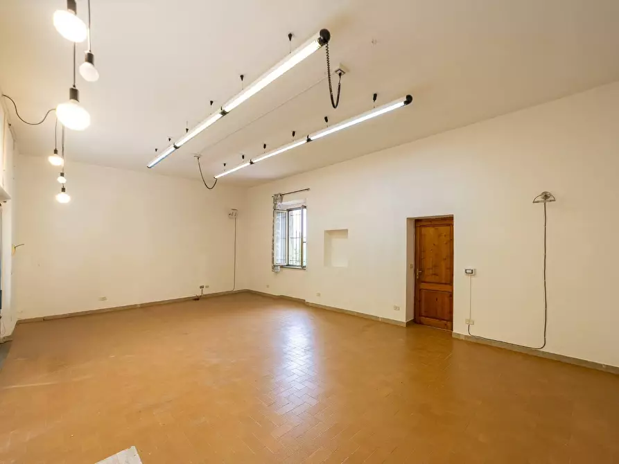 Immagine 9 di Loft/Open space in vendita  in Via Santa Chiara 259 a Pitigliano