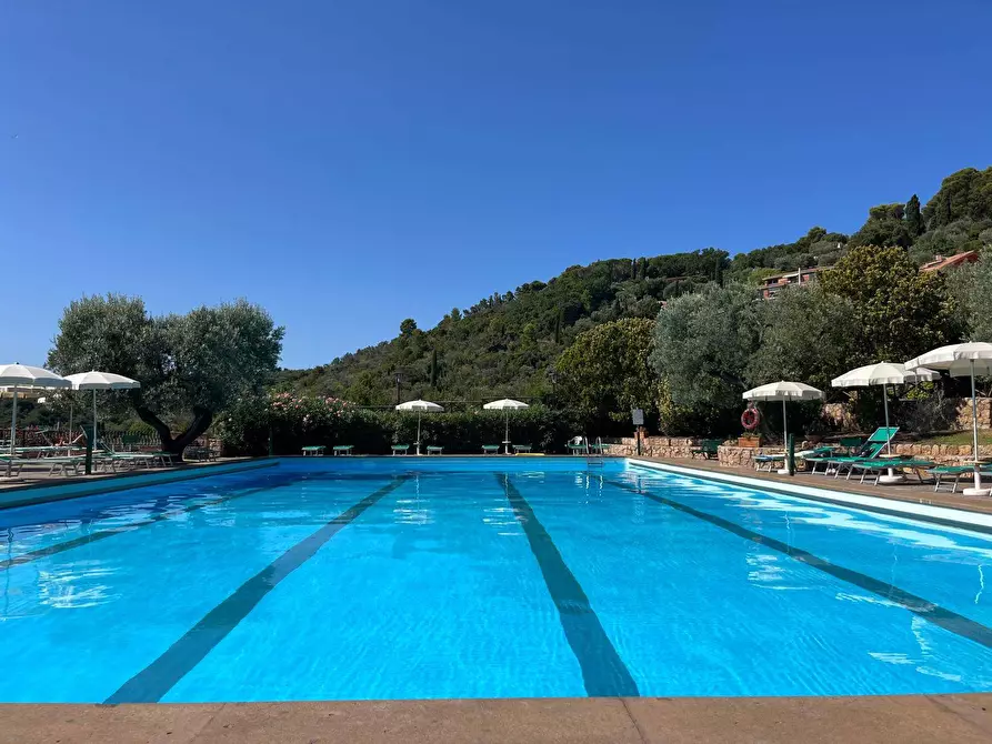 Immagine 35 di Appartamento in vendita  in residence il carrubo a Monte Argentario