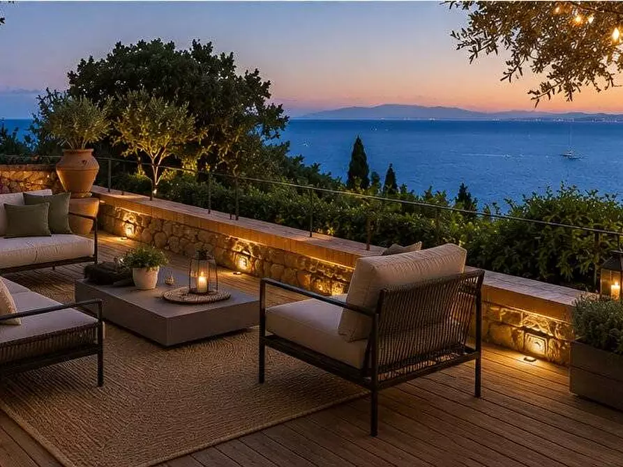Immagine 3 di Villa in vendita  in Via Strada dei Fari 1 a Monte Argentario