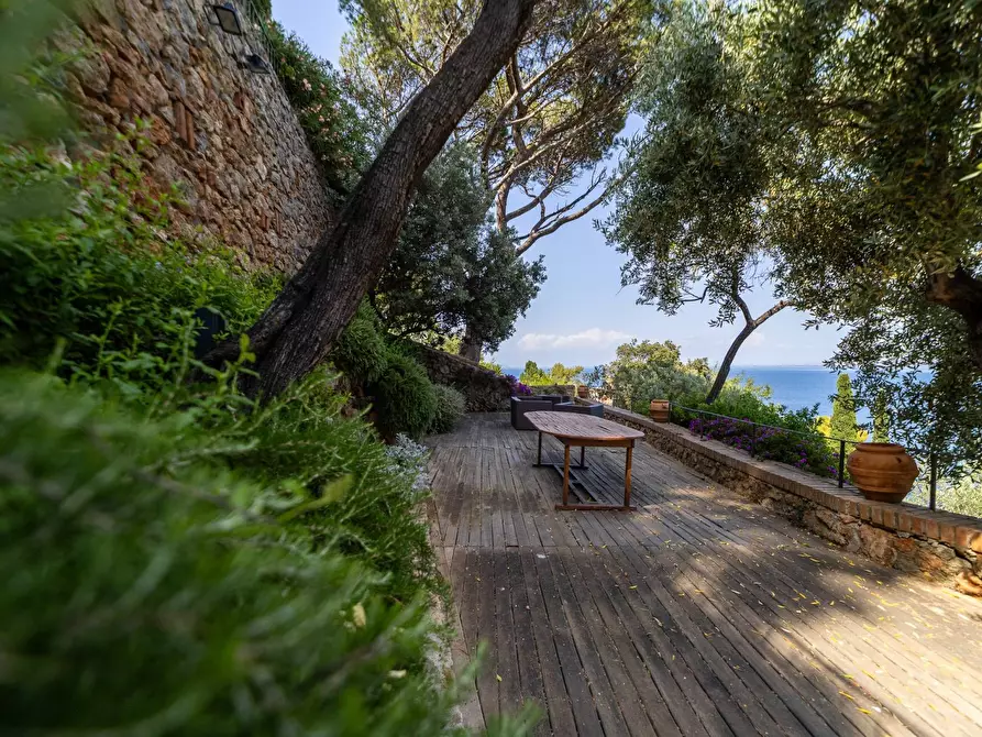 Immagine 6 di Villa in vendita  in Via Strada dei Fari 1 a Monte Argentario