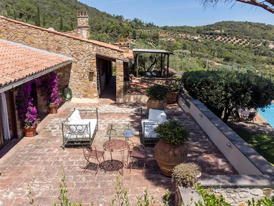 Immagine 45 di Villa in vendita  in Località Pimpinnacolo snc a Monte Argentario