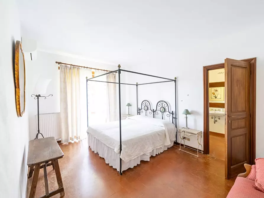Immagine 33 di Villa in vendita  in Località Pimpinnacolo snc a Monte Argentario