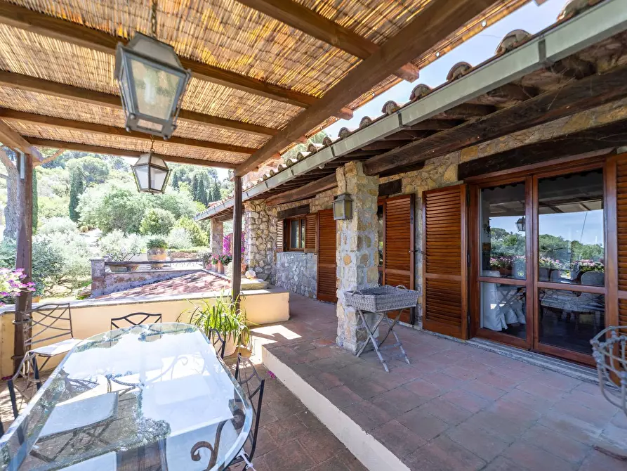 Immagine 8 di Villa in vendita  in Località Pimpinnacolo snc a Monte Argentario