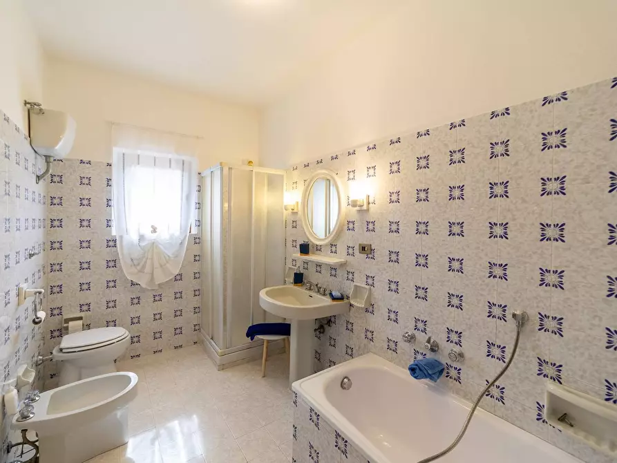 Immagine 18 di Villa in affitto  in località aquilino snc a Monte Argentario
