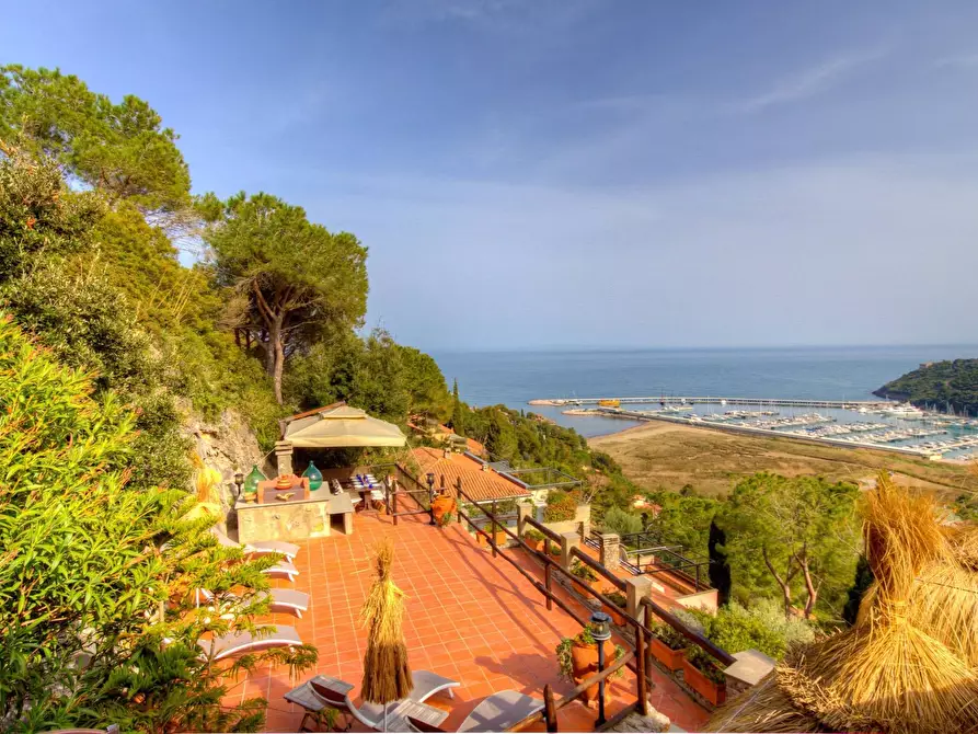 Immagine 1 di Casa semindipendente in affitto  in poggio pertuso alto a Monte Argentario