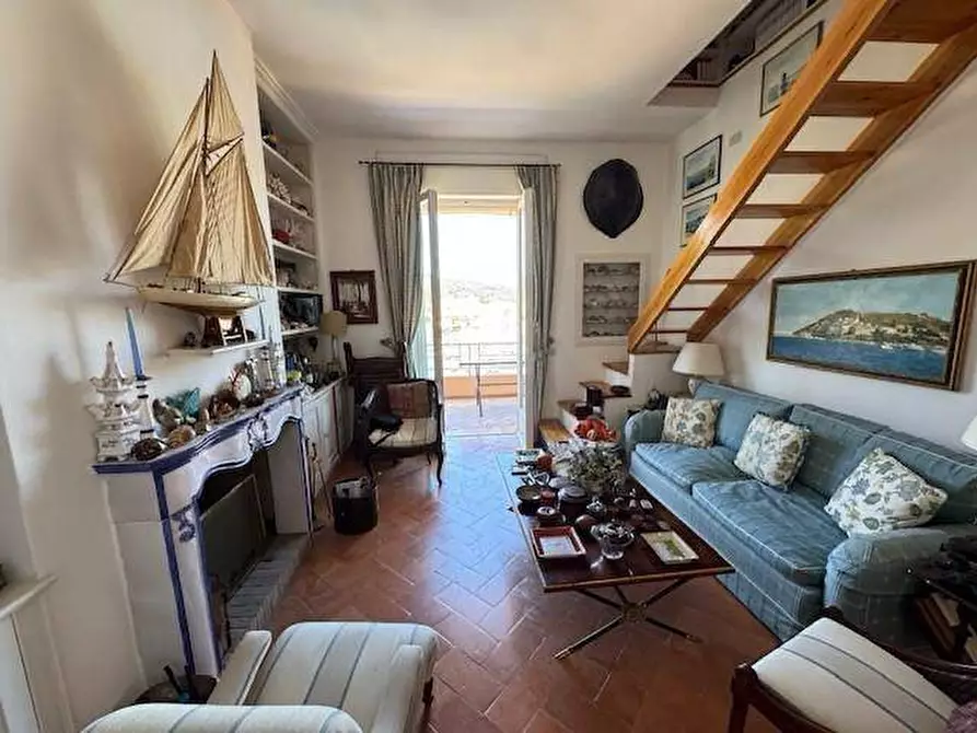 Immagine 1 di Attico in affitto  in Piazza Ricasoli 11 a Monte Argentario