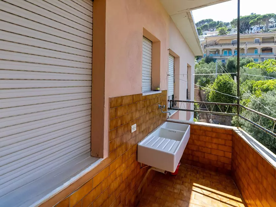Immagine 23 di Attico in vendita  in Via Guelfo Civinini snc a Monte Argentario