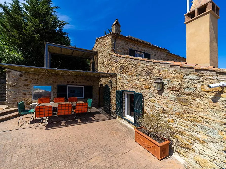 Immagine 21 di Villa in vendita  in Località Spaccamontagne snc a Monte Argentario