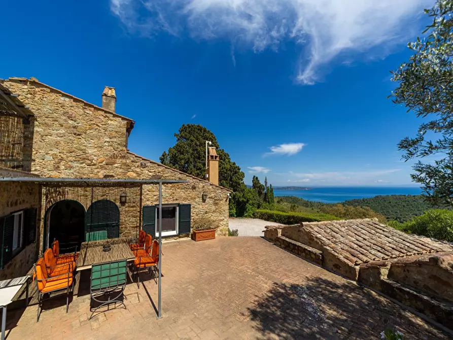 Immagine 26 di Villa in vendita  in Località Spaccamontagne snc a Monte Argentario