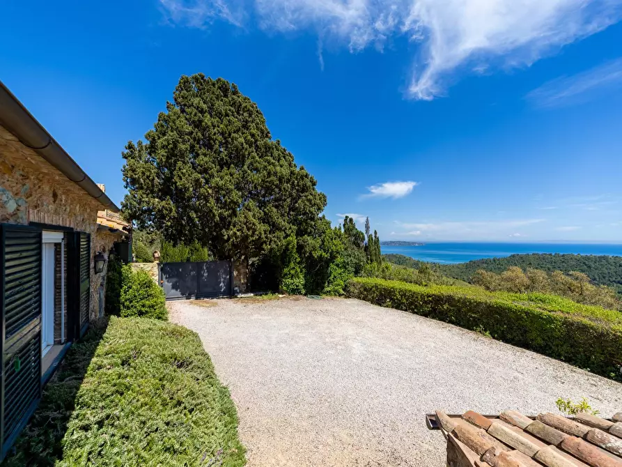 Immagine 27 di Villa in vendita  in Località Spaccamontagne snc a Monte Argentario
