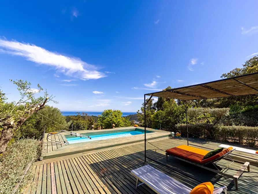 Immagine 24 di Villa in vendita  in Località Spaccamontagne snc a Monte Argentario