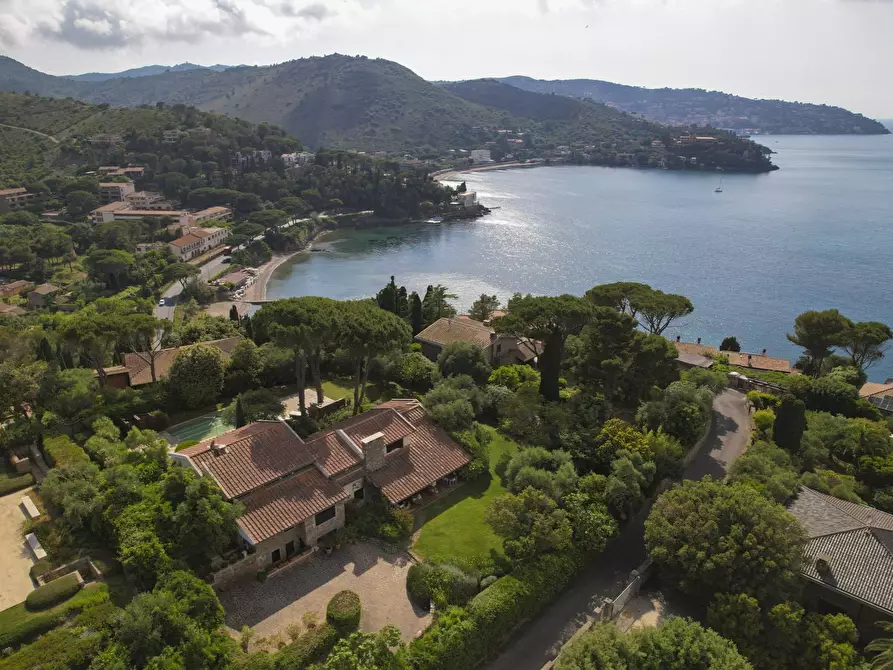 Immagine 4 di Villa in vendita  in Località Pianone Basso snc a Monte Argentario