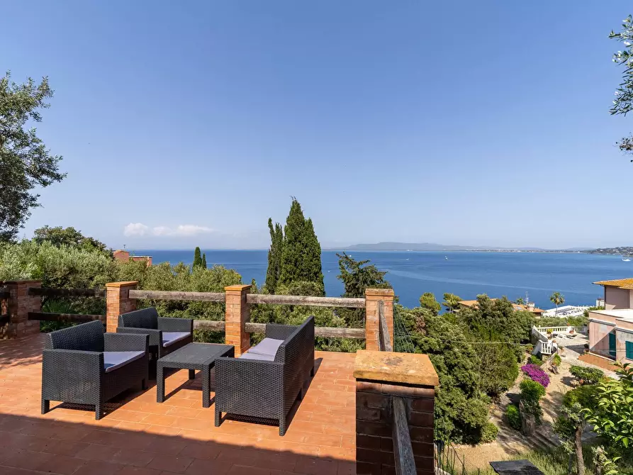 Immagine 9 di Villa in vendita  in Via Strada dei Fari 1 a Monte Argentario