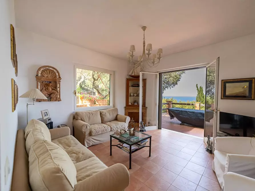 Immagine 11 di Villa in vendita  in Via Strada dei Fari 1 a Monte Argentario