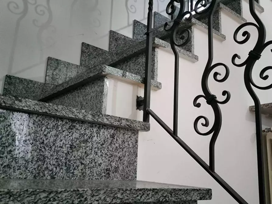 Immagine 1 di Casa indipendente in vendita  in lago blu a Casal Cermelli