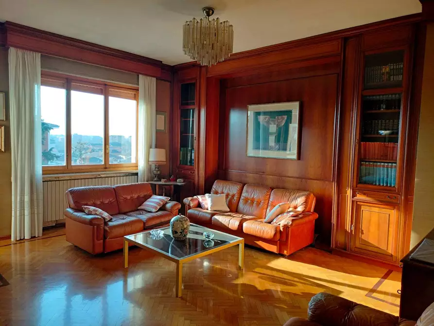 Immagine 4 di Appartamento in vendita  in piazza mantelli 9 a Alessandria