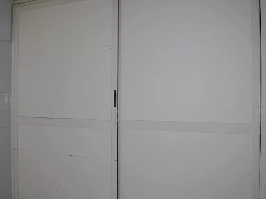 Immagine 7 di Attività commerciale in vendita  a Orta Nova