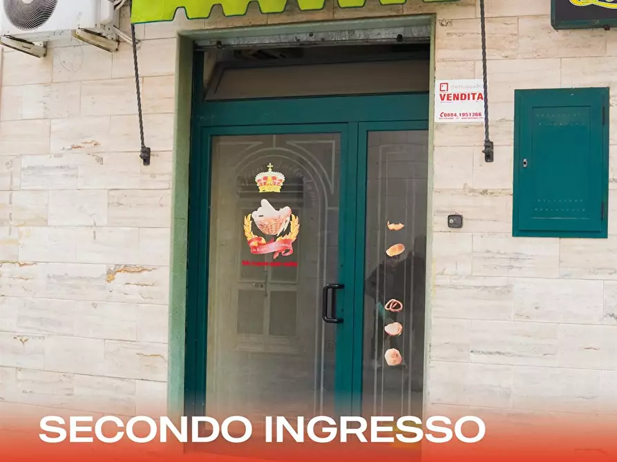 Immagine 12 di Attività commerciale in vendita  a Orta Nova