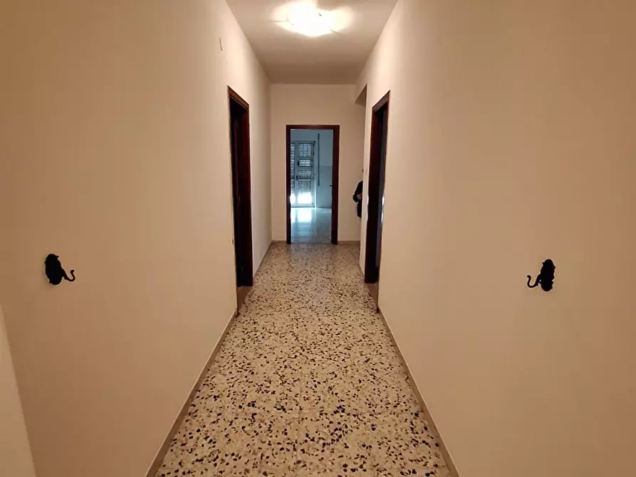 Immagine 17 di Appartamento in vendita  a Manfredonia