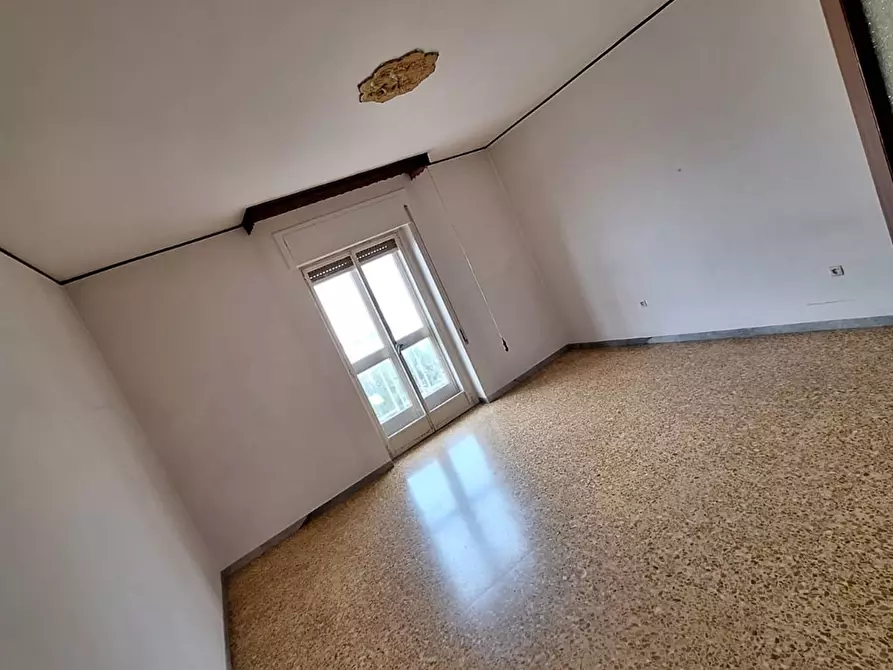 Immagine 16 di Appartamento in vendita  a Manfredonia