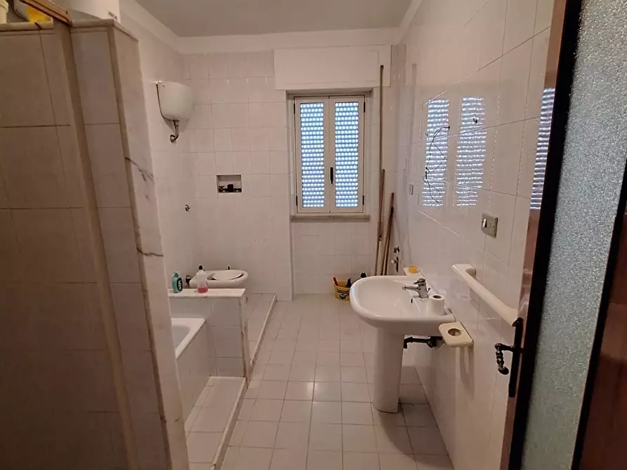 Immagine 20 di Appartamento in vendita  a Manfredonia