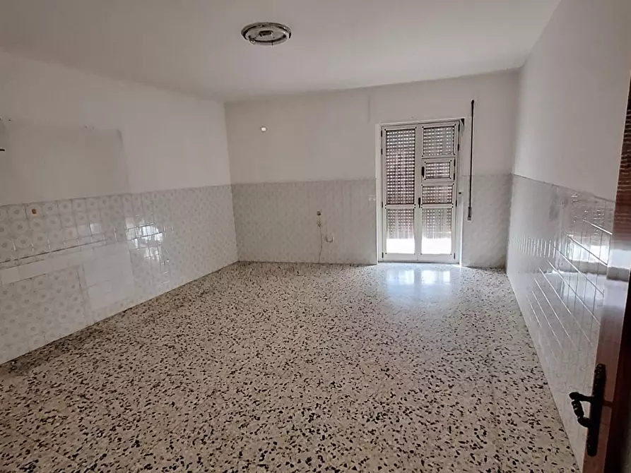 Immagine 18 di Appartamento in vendita  a Manfredonia