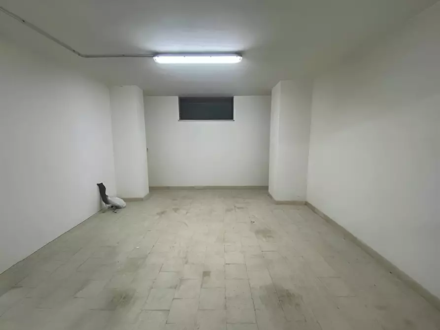 Immagine 4 di Box auto in vendita  a Manfredonia